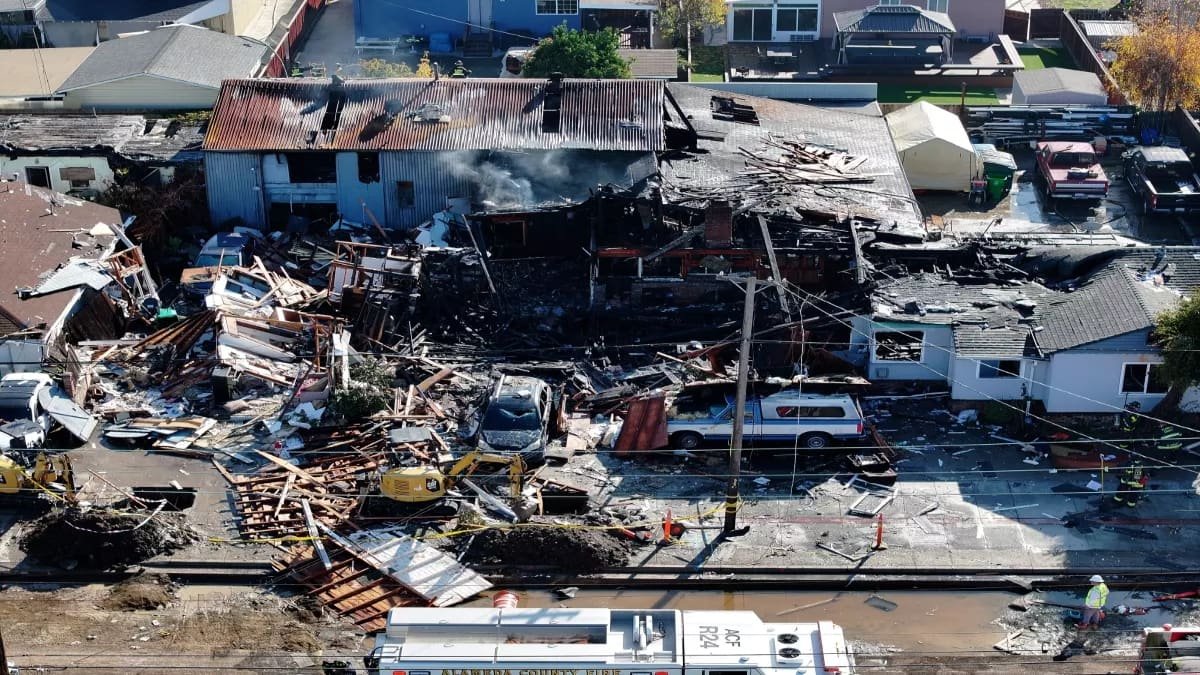 Biblical Floods Wreak Havoc on Washington State as Thousands Flee for Lives second image