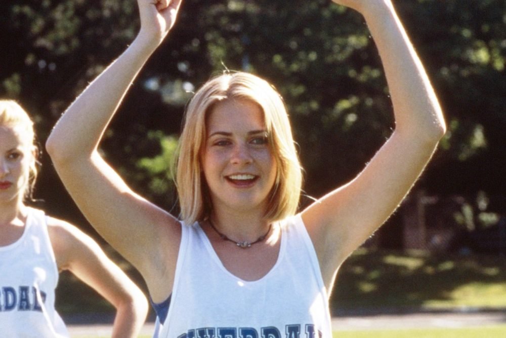 SHOCK Firing Sabrina axe Hangs Over Melissa Joan Hart's Head! second image