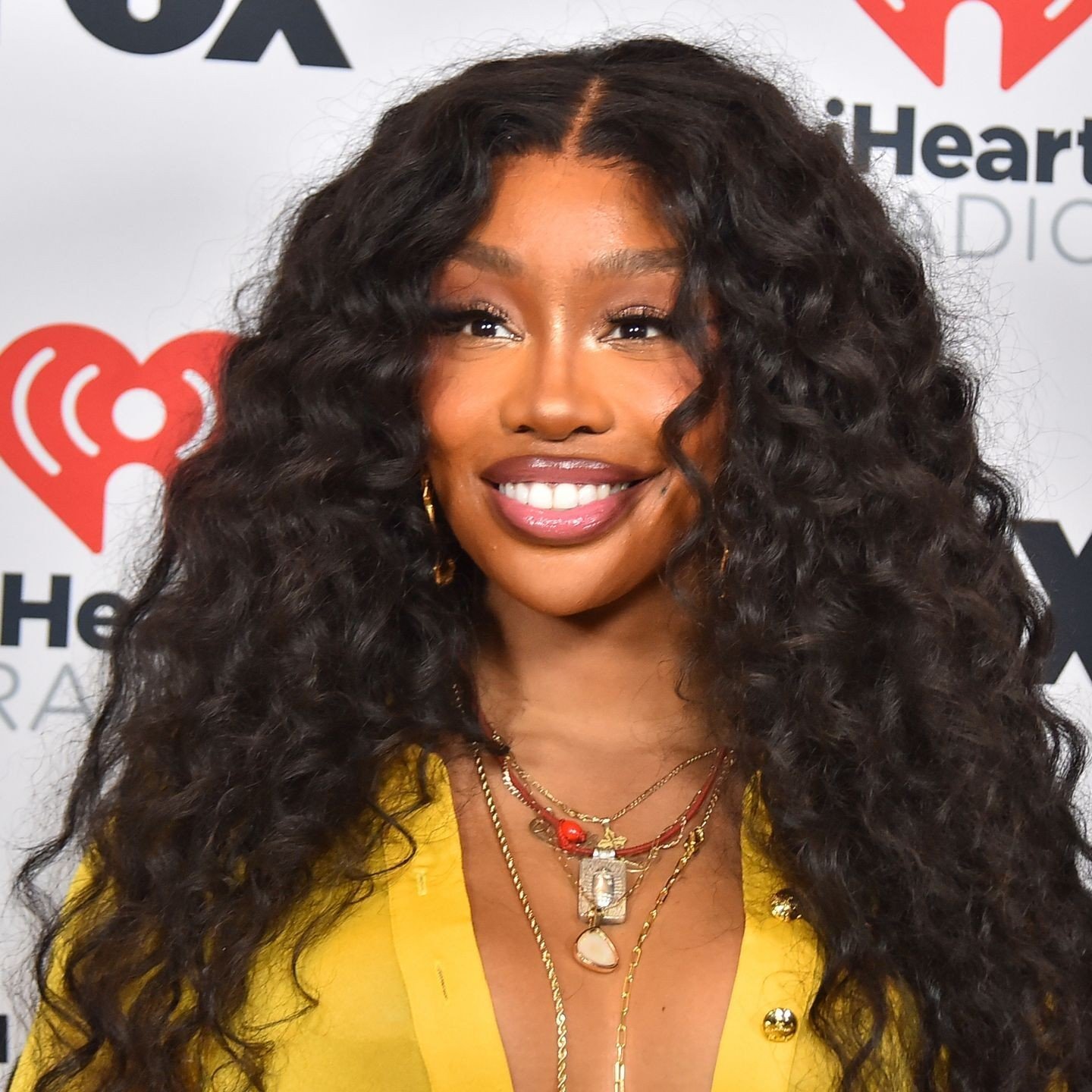 SZA ERUPTS IN FURY OVER White House's 'Evil' Deportation Post Featuring Her Hit! second image