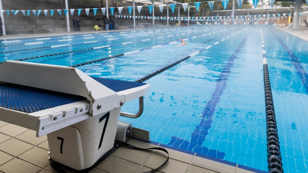 Melbourne Bans Smart Glasses Over Covert Filming Fears - Second Image