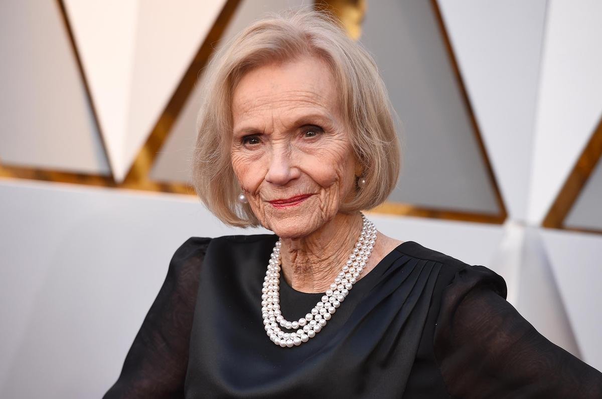 Hollywood Mourns Loss Of Eva Marie Saint At 102 - Second Image