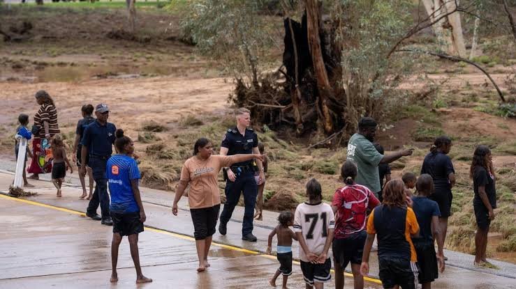 Alice Springs Grips Chaos As Worst Storm In 40 Years Unleashes Havoc - Second Image
