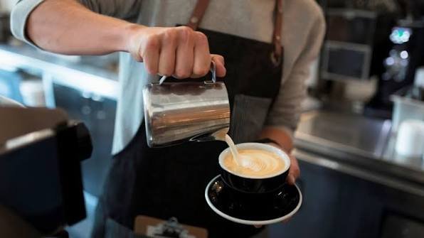 Australia's Small Businesses On Brink Of Collapse Amid Card Ban Chaos - Second Image