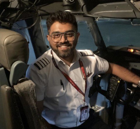 CoPilot Stabs Captain In MidAir Horror On Dubai Flight - Second Image